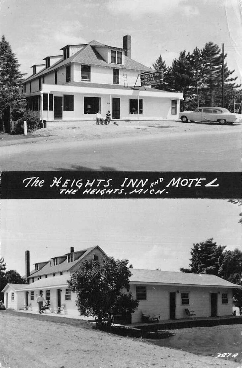 Heights Inn Dining Rooms (Heights Inn and Motel) - Vintage Motel